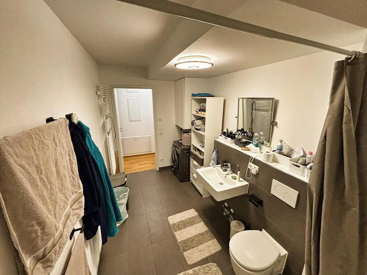 3 Rooms, 9 Min To City Centre By Feet ميونيخ 0*,